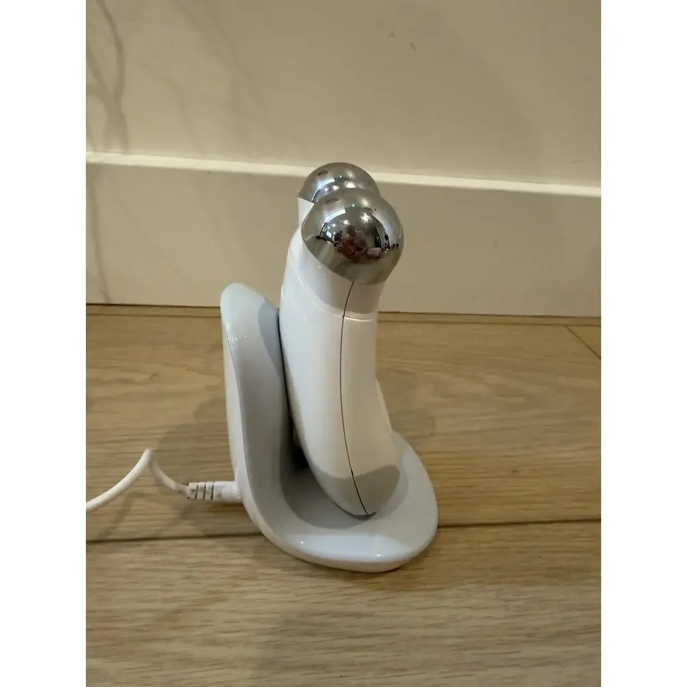 Nuface Trinity Toning Device with Charger
